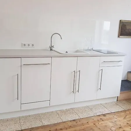Idylle In Apartman *